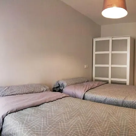 Casco Viejo 5 Min, 3 ,moderno,garaje Apartment